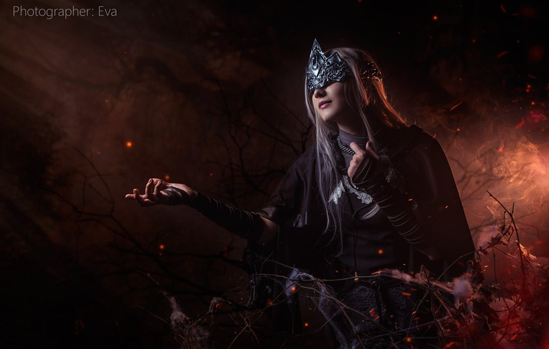 Illustration for article titled Even Dark Souls Cosplay Is Hard